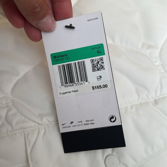 Nike Women's Sportswear Essentials Quilted Trench Coat NWT Size Medium - Picture 16 of 17